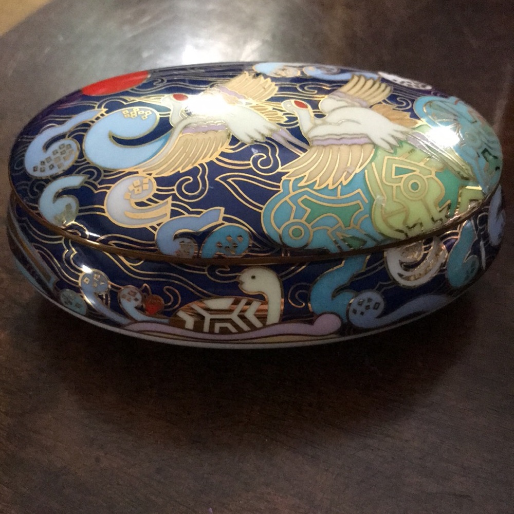 Saint James Cloisonné Fine Bone China Box
